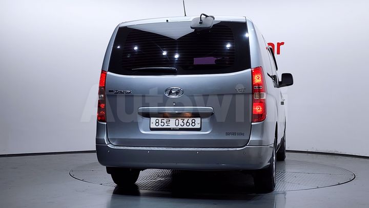 Hyundai Starex 2018 — 4