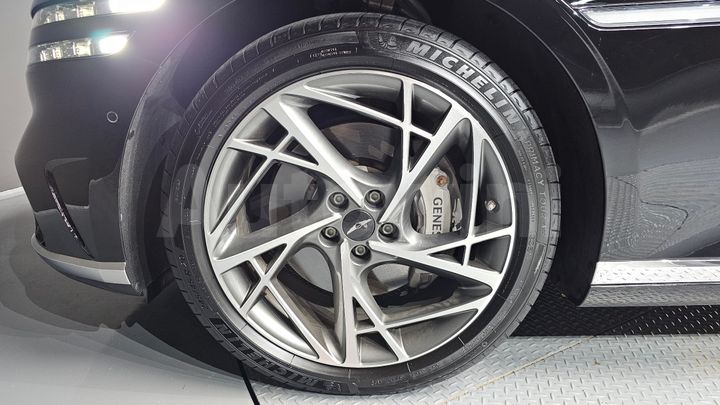 Genesis G90 2022 — 5