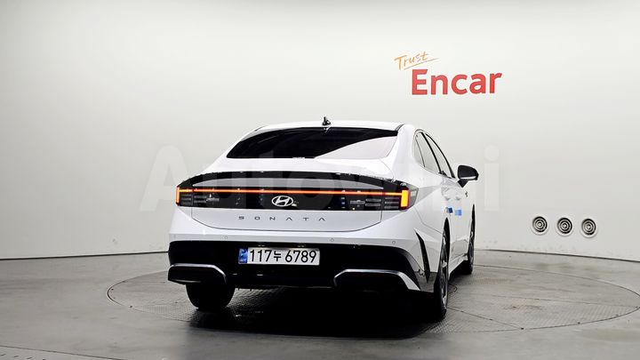 Hyundai Sonata 2024 — 4
