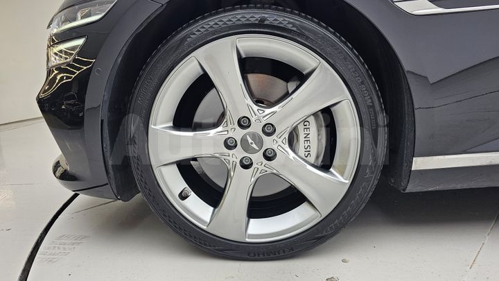 Genesis G80 2023 — 5