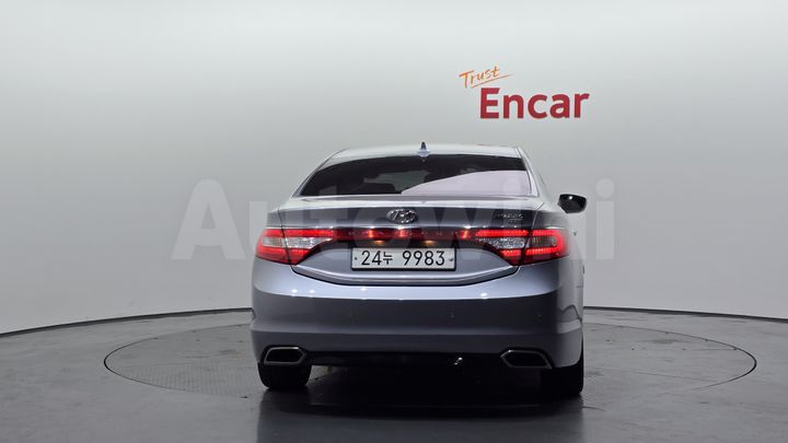 Hyundai Grandeur 2015 — 4