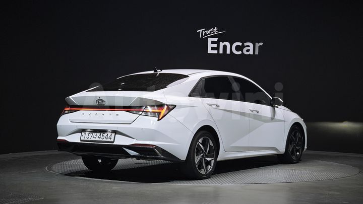 Hyundai Avante 2021 — 2