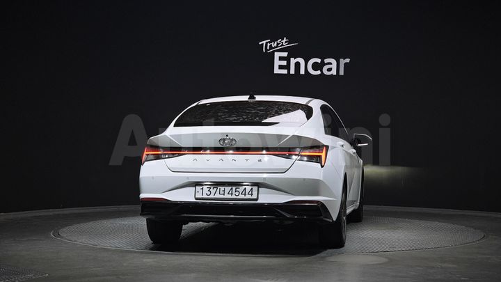 Hyundai Avante 2021 — 4