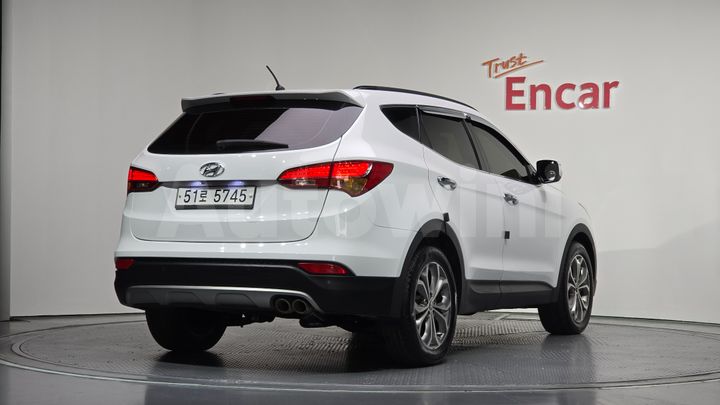 Hyundai SantaFe 2013 — 2