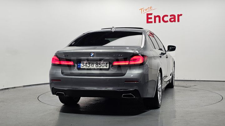 BMW 5 Series 2023 — 4