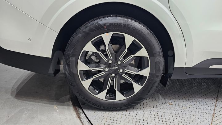 Kia Carnival 2023 — 5