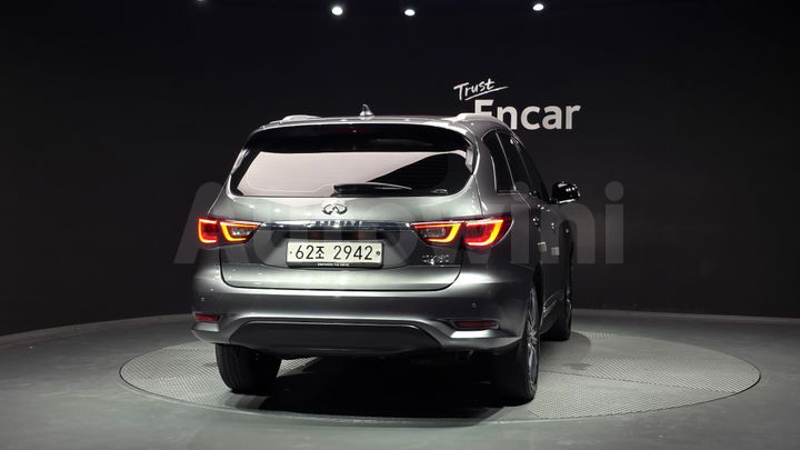 Infiniti QX 2018 — 3