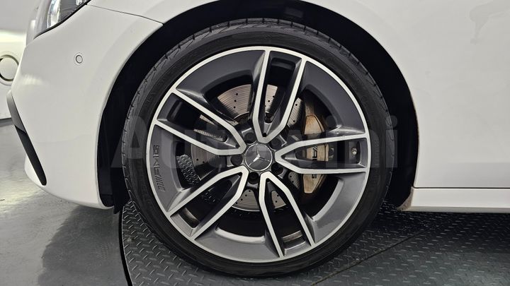 Mercedes Benz E Class 2021 — 4
