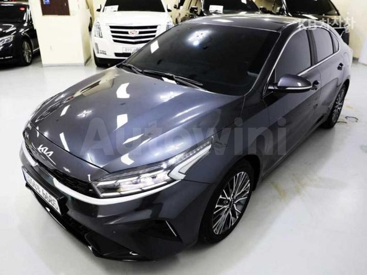 Kia K3 2022 — 3
