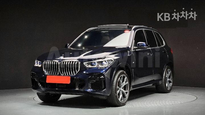 BMW X5 2022 — 2