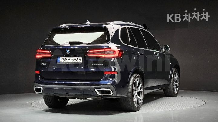 BMW X5 2022 — 4