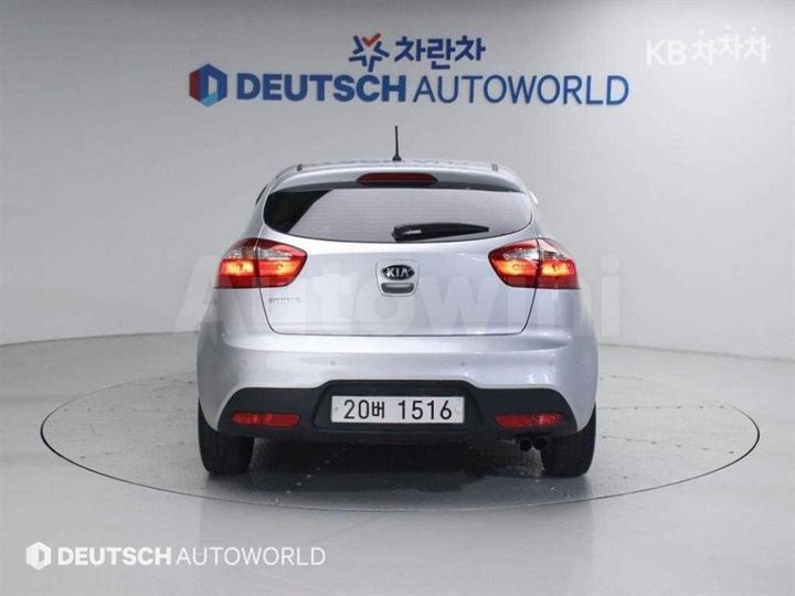 Kia Pride 2014 — 4