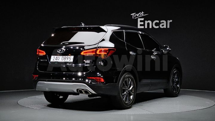 Hyundai SantaFe 2016 — 2