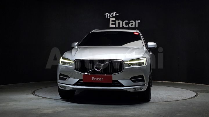 Volvo XC60 2020 — 3