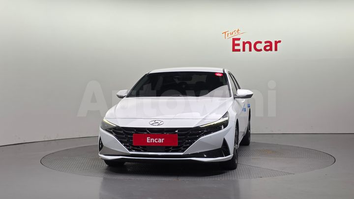 Hyundai Avante 2022 — 3