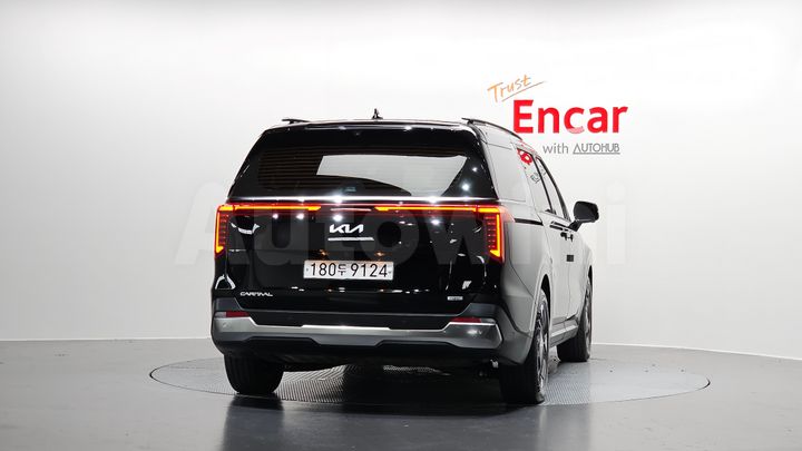 Kia Carnival 2024 — 4