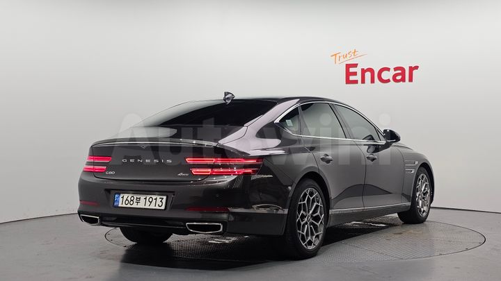 Genesis G80 2022 — 2