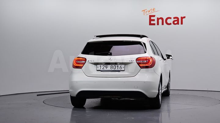 Mercedes-Benz A Class 2015 — 4
