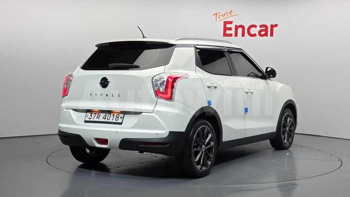 KGM (Ssangyong) Tivoli 2017 — 2