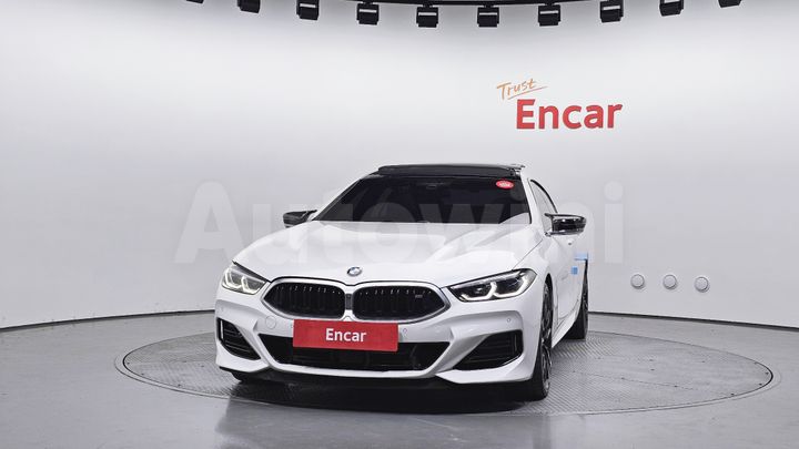 BMW 8 Series 2023 — 3