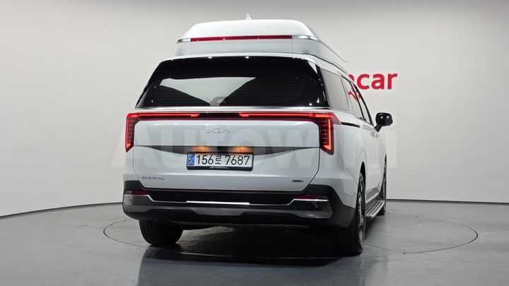 Kia Carnival 2025 — 4