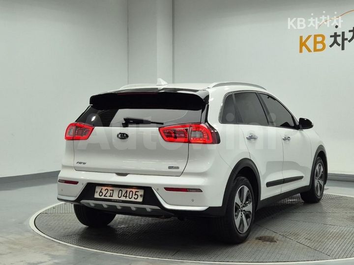 Kia Niro 2017 — 4