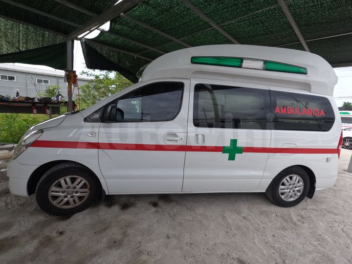 Hyundai Starex 2016 — 2