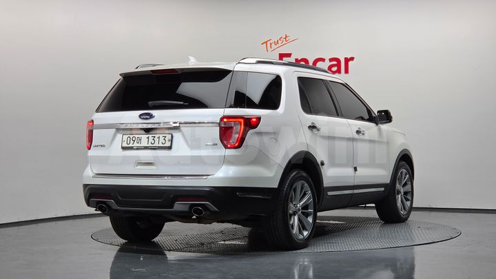 Ford Explorer 2018 — 2