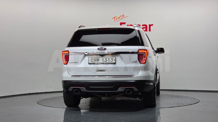 Ford Explorer 2018 — 4
