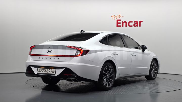 Hyundai Sonata 2023 — 2