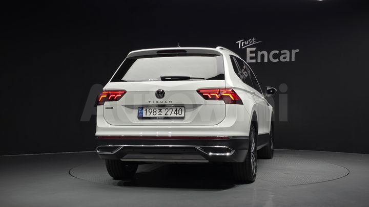 Volkswagen Tiguan 2024 — 4
