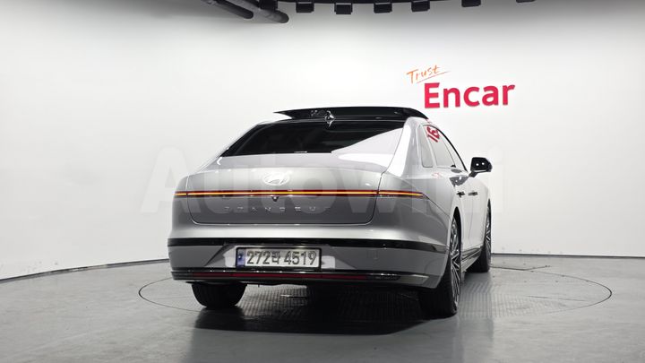 Hyundai Grandeur 2023 — 4