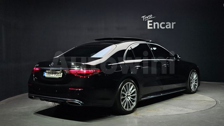 Mercedes Benz S Class 2022 — 2
