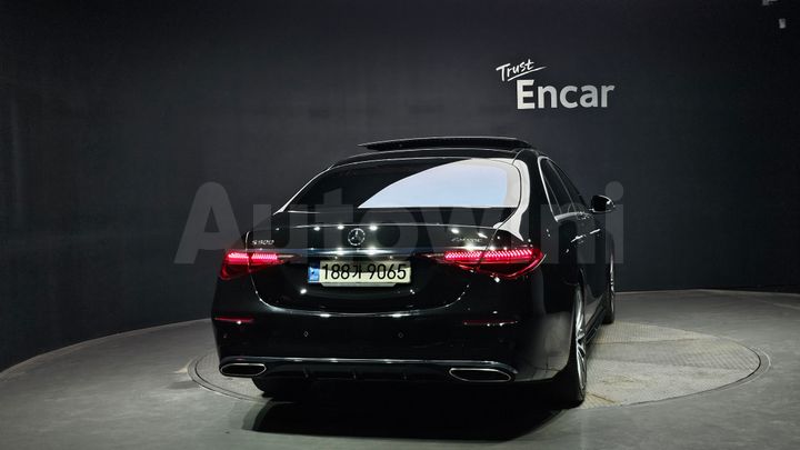 Mercedes Benz S Class 2022 — 4