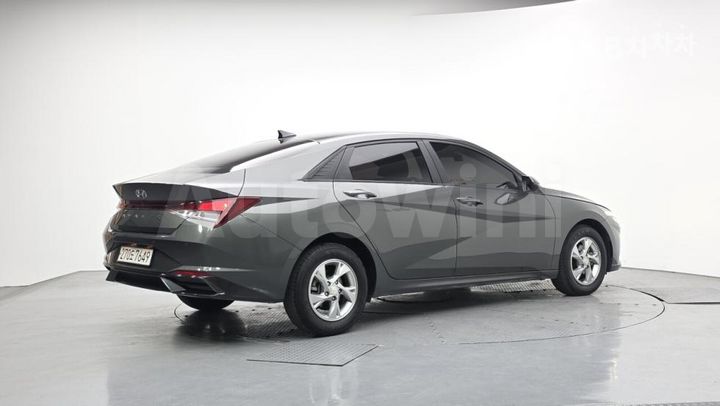 Hyundai Avante 2022 — 2