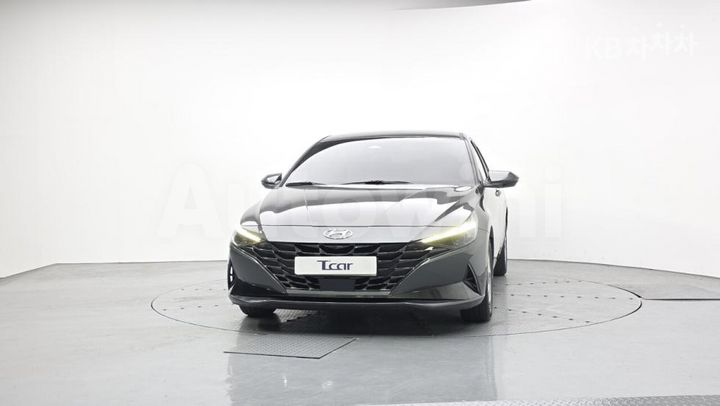 Hyundai Avante 2022 — 3