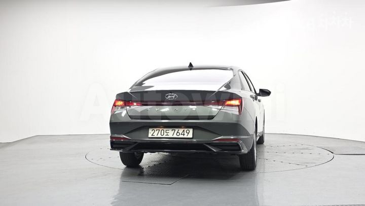 Hyundai Avante 2022 — 4