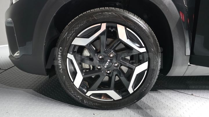 Kia Seltos 2023 — 5