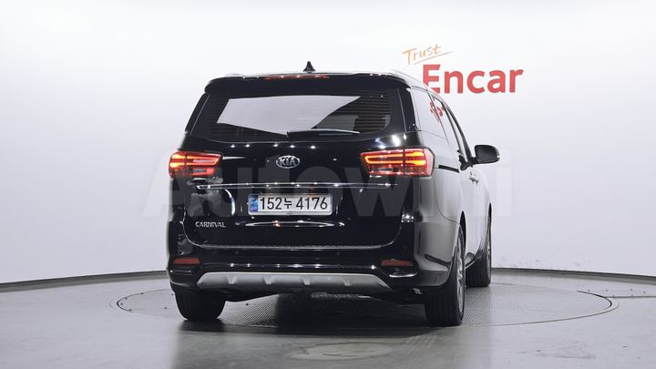 Kia Carnival 2020 — 4