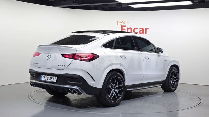 Mercedes Benz GLE Class 2023 — 2