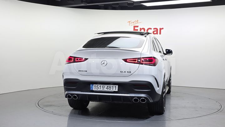 Mercedes Benz GLE Class 2023 — 4