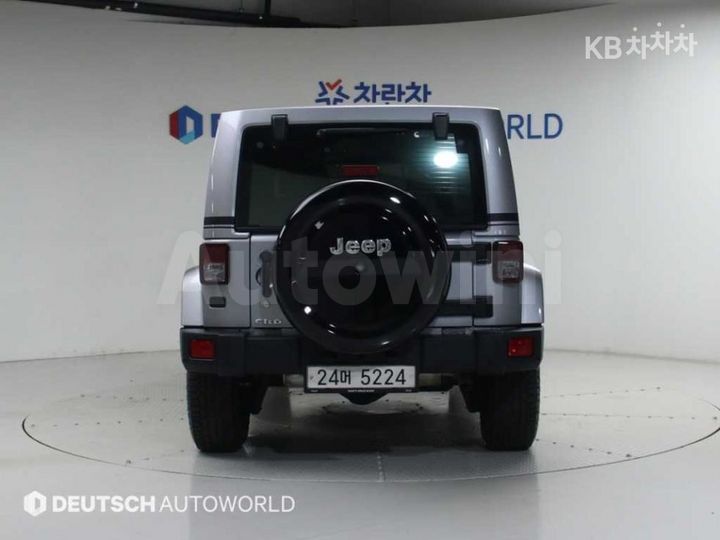 Jeep Wrangler 2014 — 4