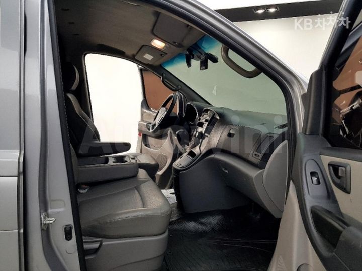 Hyundai Starex 2016 — 5