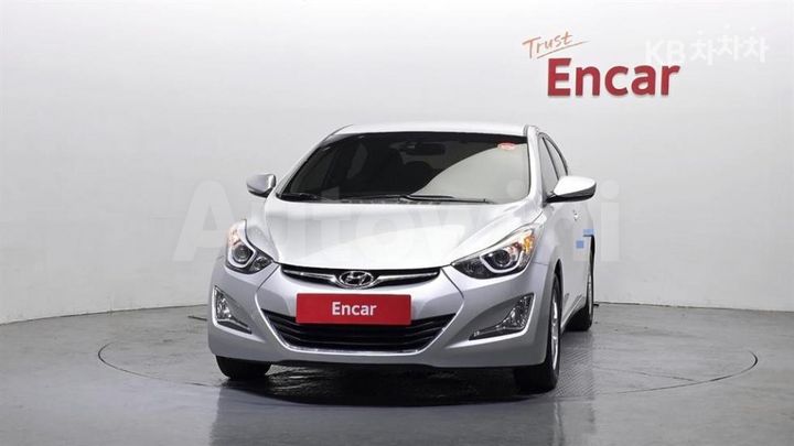 Hyundai Avante 2015 — 3