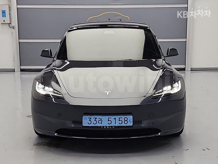 Tesla Model 3 2025 LRW3E7EK7SC475368 — 2