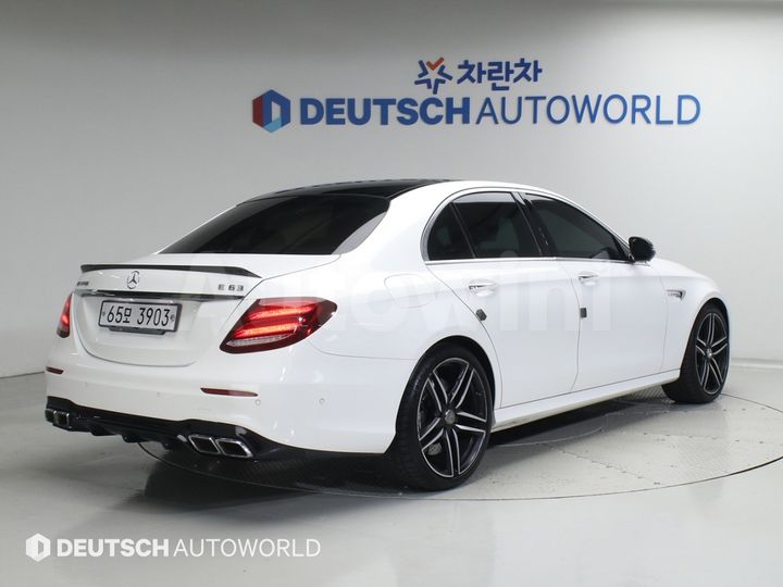Mercedes-Benz E Class 2018 — 2