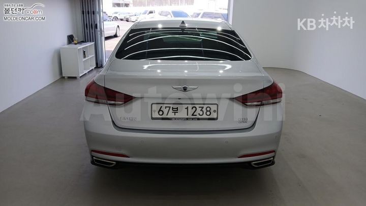 Hyundai Genesis 2016 KMHGL41DDGU105415 — 4