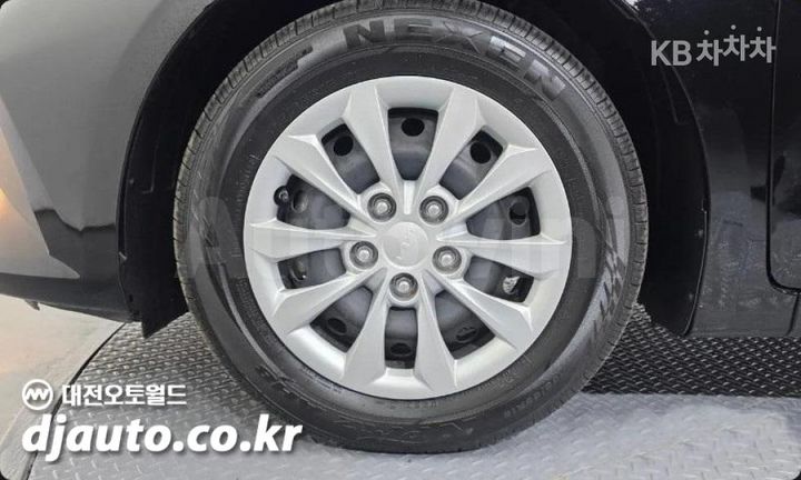 Kia K3 2022 KNAF141BENA939697 — 5