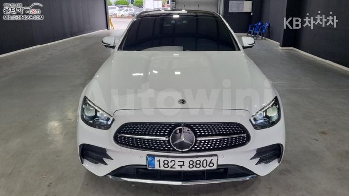 Mercedes-Benz E Class 2021 — 3