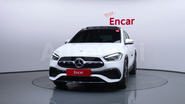 Mercedes-Benz GLA Class 2020 — 3